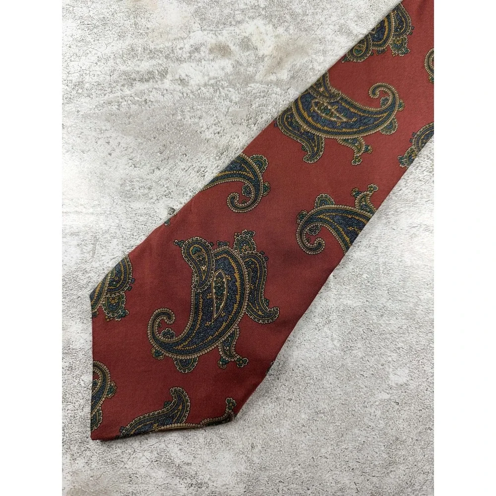 Liberty Of London Tie Mens One Size Red 100% Silk Pointed Paisley Woven